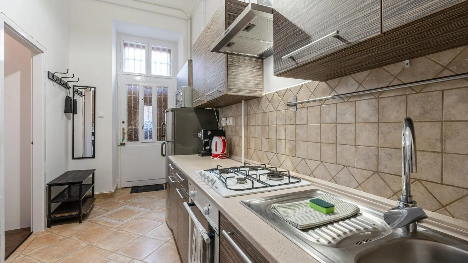 Elizabeth Gold Apartment Budapest